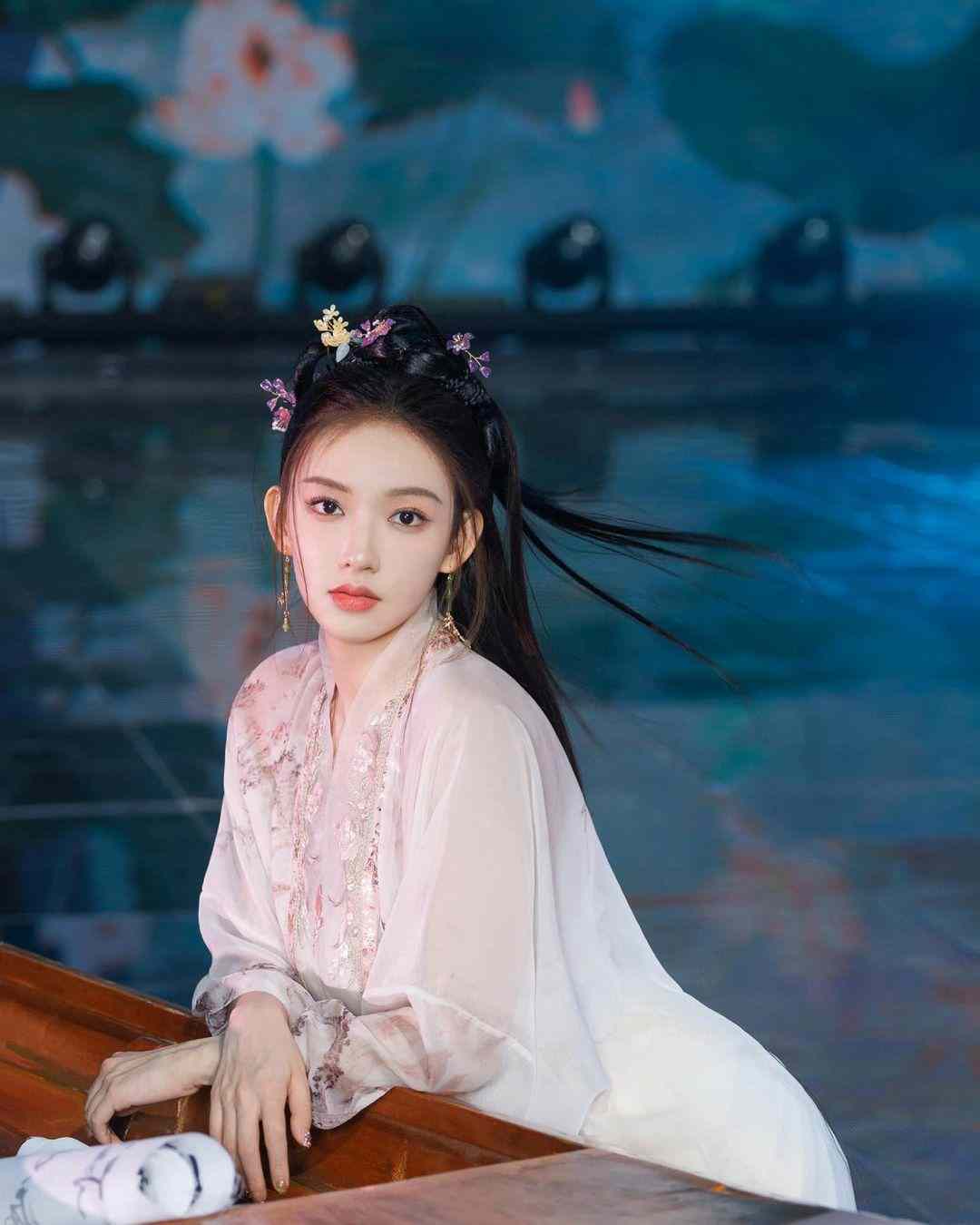 Cheng Xiao Biography, Age And Height