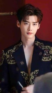 Lee Jong-Suk Biography, Age, Height, Movies & Drama