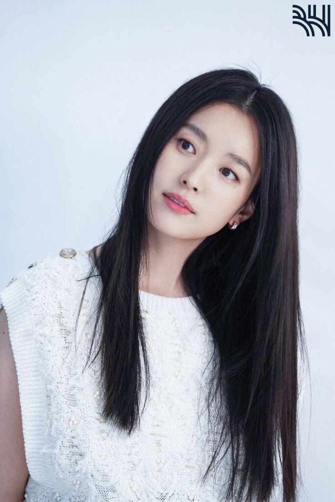 Han Hyo-Joo Biography, Age, Height, Movies & Drama